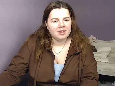 Snapshot of so_shy chatting on October 28, 2025, 7:34 am so shy online show from October 28, 2025, 7:34 am