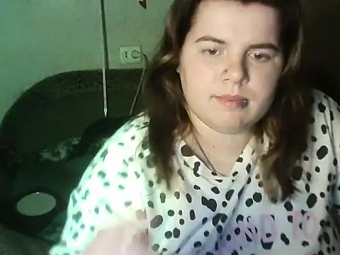 Snapshot of so_shy chatting on November 2, 2025, 7:27 pm so shy online show from November 2, 2025, 7:27 pm