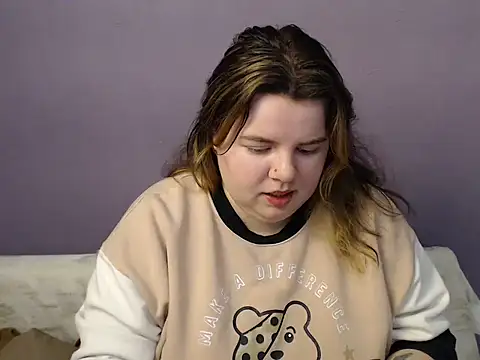 Snapshot of so_shy chatting on November 7, 2025, 8:36 am so shy online show from November 7, 2025, 8:36 am