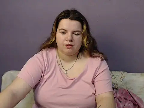 Snapshot of so_shy chatting on November 10, 2025, 7:29 am so shy online show from November 10, 2025, 7:29 am