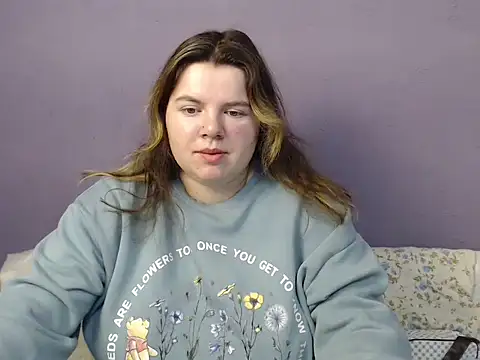 Snapshot of so_shy chatting on November 16, 2025, 7:14 am so shy online show from November 16, 2025, 7:14 am