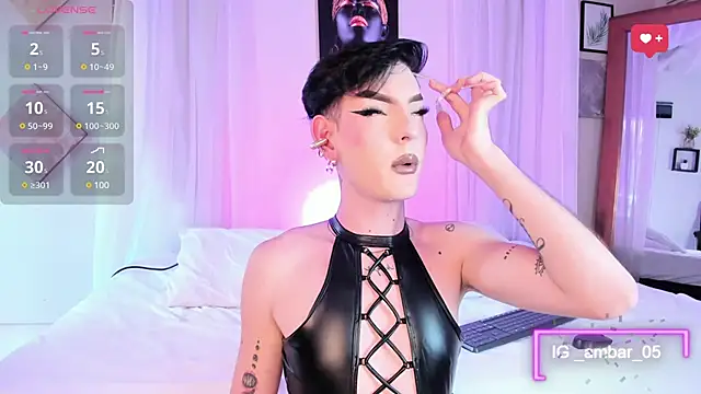 Snapshot of Ambar_Jhones chatting on January 20, 2025, 8:18 pm Ambar Jhones online show from January 20, 2025, 8:18 pm