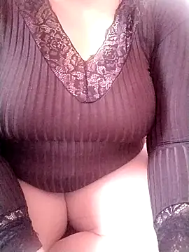 carmelasexy online show from November 8, 2025, 12:38 pm