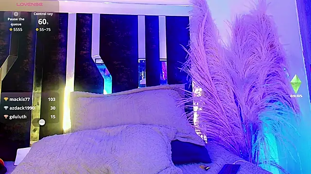 Snapshot of honey_skin chatting on February 15, 2026, 7:51 am honey skin online show from February 15, 2026, 7:51 am