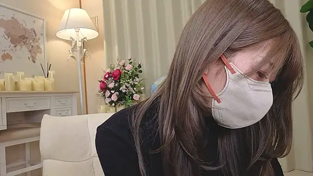 Snapshot of JP-ERENA chatting on February 6, 2026, 12:30 pm JP-ERENA online show from February 6, 2026, 12:30 pm