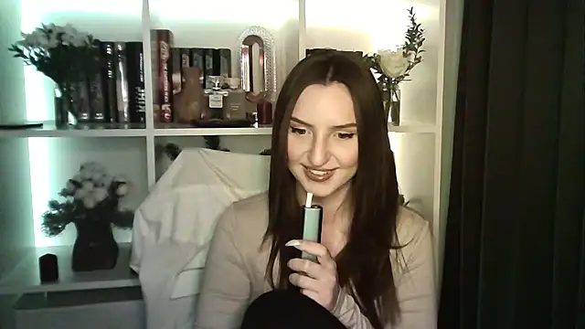 Snapshot of X_Alisa chatting on March 13, 2026, 7:42 pm X Alisa online show from March 13, 2026, 7:42 pm