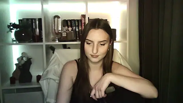 Snapshot of X_Alisa chatting on March 19, 2026, 7:51 pm X Alisa online show from March 19, 2026, 7:51 pm