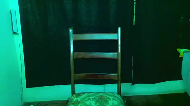 Beargryzzly online show from November 17, 2025, 6:57 pm