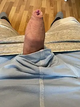 henes188 online show from February 6, 2025, 1:43 pm