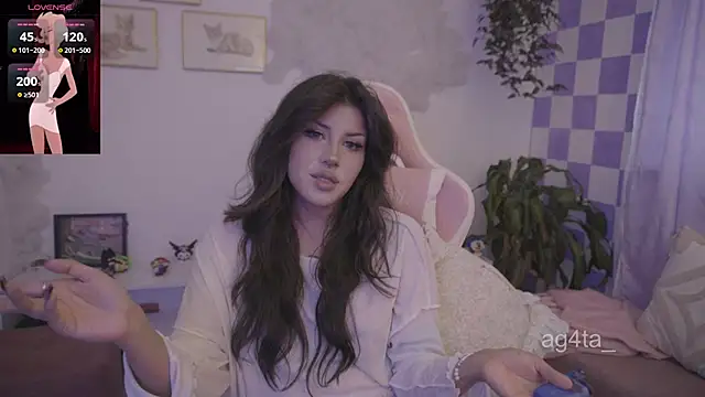 Ag4ta  online show from September 8, 2025, 10:42 pm