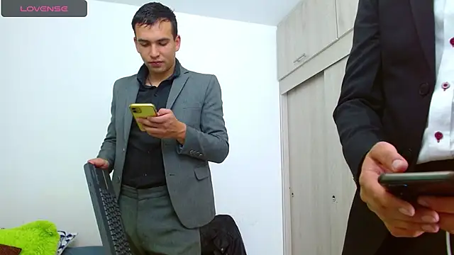 Snapshot of dorian_h_ chatting on March 23, 2025, 1:20 am dorian h  online show from March 23, 2025, 1:20 am