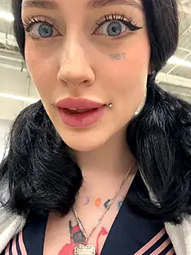 Melissa crazy online show from October 31, 2025, 3:46 pm