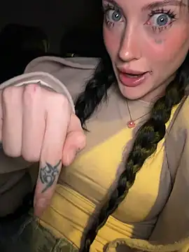 Snapshot of Melissa_crazy chatting on January 12, 2026, 3:50 pm Melissa crazy online show from January 12, 2026, 3:50 pm