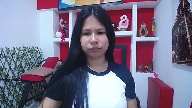 Snapshot of Letty_Plugxo chatting on January 9, 2026, 1:36 pm Letty Plugxo online show from January 9, 2026, 1:36 pm