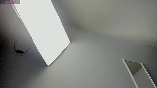 ScarletGV online show from March 5, 2025, 4:56 am