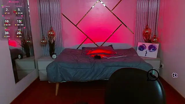 LenaRoses online show from June 22, 2026, 7:55 pm