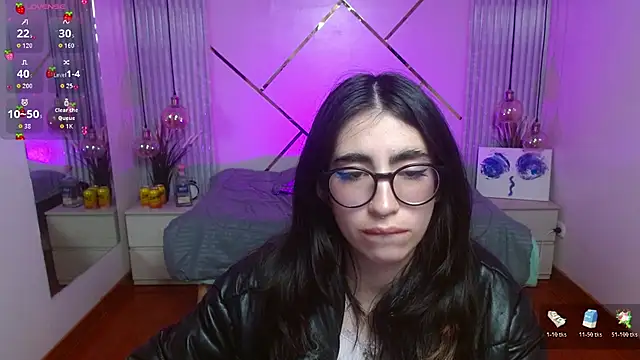 LenaRoses online show from July 8, 2026, 8:02 pm