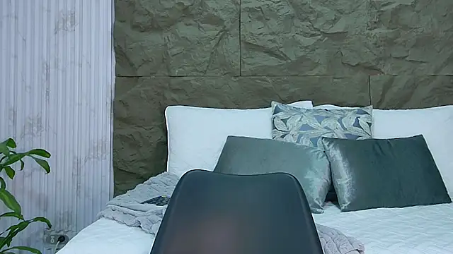 Snapshot of alice_greco chatting on December 13, 2025, 7:53 pm alice greco online show from December 13, 2025, 7:53 pm