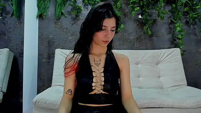 Snapshot of alice_greco chatting on December 14, 2025, 3:39 pm alice greco online show from December 14, 2025, 3:39 pm