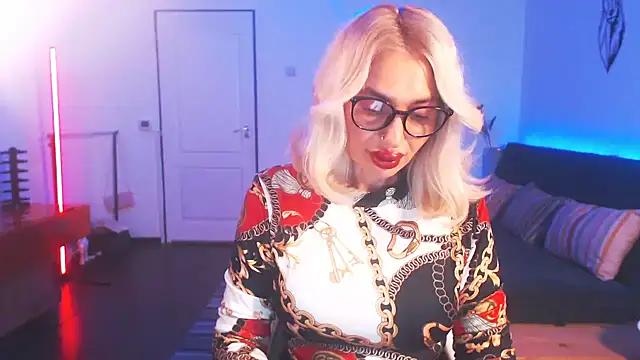 Snapshot of beauty_chl0e chatting on January 11, 2025, 9:15 pm beauty chl0e online show from January 11, 2025, 9:15 pm