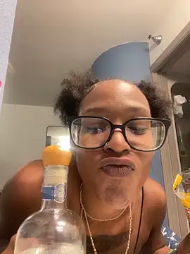 slimerlla online show from November 6, 2025, 11:59 pm