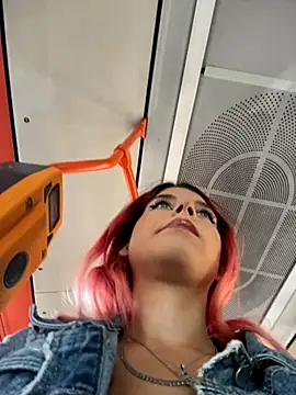 RiriRoseey online show from September 24, 2025, 7:33 am