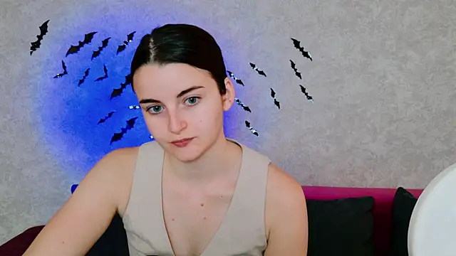 Snapshot of Miss_Arwen chatting on October 17, 2025, 4:37 am Miss Arwen online show from October 17, 2025, 4:37 am