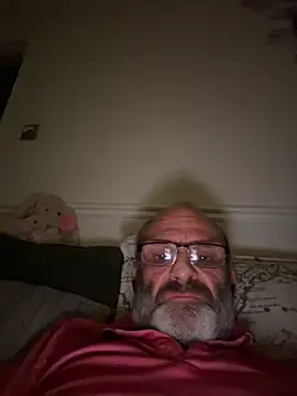 Snapshot of Shyboy817 chatting on October 24, 2025, 1:35 am Shyboy817 online show from October 24, 2025, 1:35 am