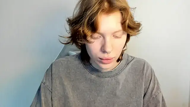 StellaDavis online show from March 4, 2026, 8:09 am