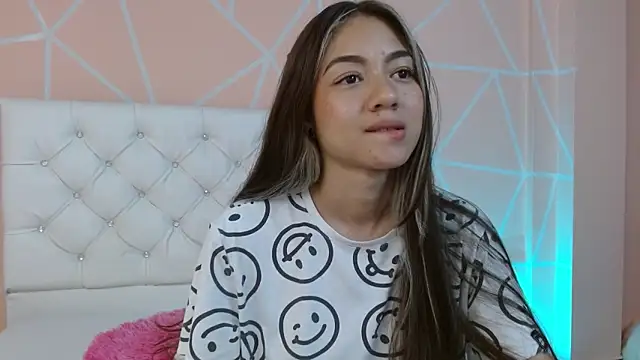 Snapshot of hantonella_ chatting on September 22, 2025, 8:44 pm hantonella online show from September 22, 2025, 8:44 pm