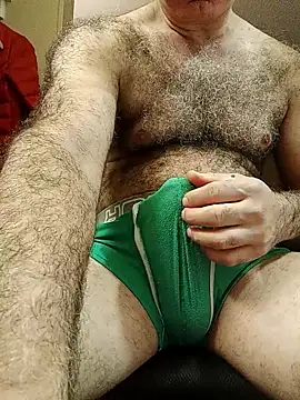 Snapshot of takcikarr chatting on October 19, 2025, 1:28 am takcikarr online show from October 19, 2025, 1:28 am