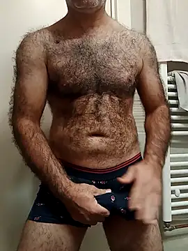 Snapshot of takcikarr chatting on November 23, 2025, 9:47 pm takcikarr online show from November 23, 2025, 9:47 pm