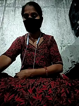 Snapshot of Anushka_Ji chatting on February 7, 2026, 4:43 pm Anushka Ji online show from February 7, 2026, 4:43 pm
