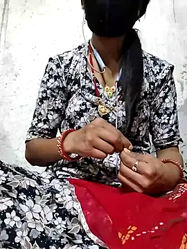 Snapshot of Anushka_Ji chatting on February 21, 2026, 7:42 am Anushka Ji online show from February 21, 2026, 7:42 am