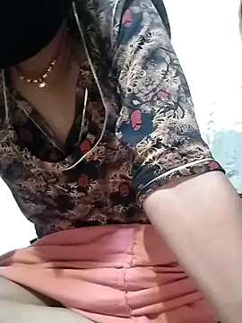 Snapshot of Anushka_Ji chatting on February 27, 2026, 7:08 am Anushka Ji online show from February 27, 2026, 7:08 am