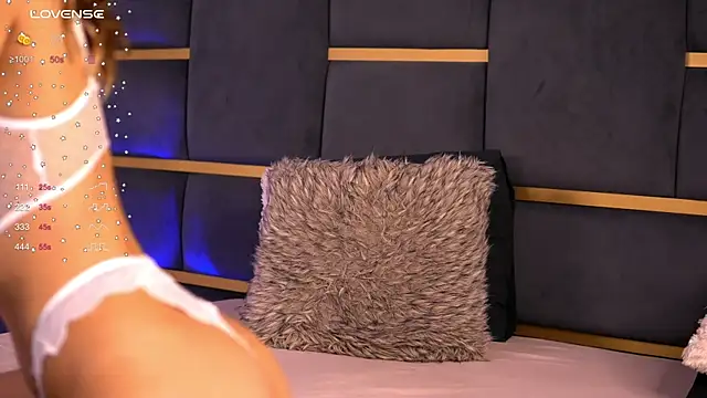 CynthiaWest online show from March 10, 2025, 7:10 am