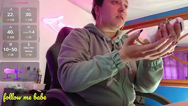 Snapshot of Lina23_ chatting on October 20, 2025, 11:54 am Lina23 online show from October 20, 2025, 11:54 am