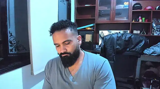 Drako Argentii online show from February 5, 2025, 11:50 pm