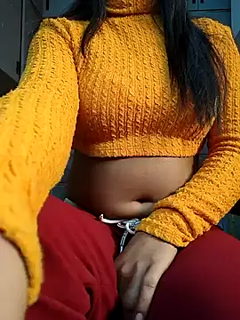 Snapshot of Sarita_7 chatting on December 17, 2024, 7:07 am Sarita 7 online show from December 17, 2024, 7:07 am