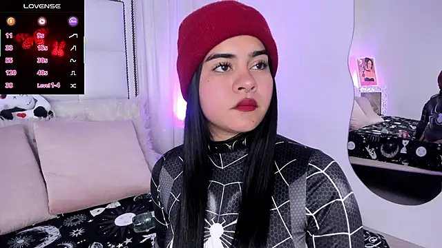 Snapshot of atena_hill chatting on March 7, 2025, 8:11 pm atena hill online show from March 7, 2025, 8:11 pm