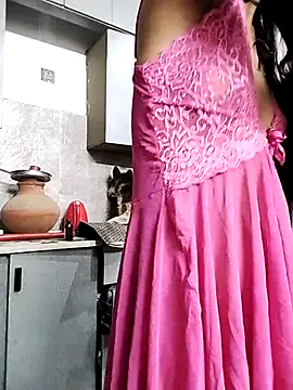 Snapshot of Kiritika_1 chatting on February 18, 2026, 2:40 am Kiritika 1 online show from February 18, 2026, 2:40 am