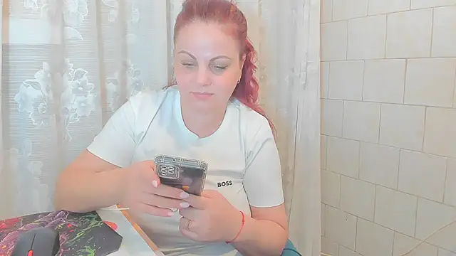 Snapshot of Adelamilfsex chatting on December 4, 2024, 5:00 pm Adelamilfsex online show from December 4, 2024, 5:00 pm