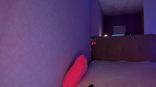 Snapshot of SelenaaSky chatting on January 7, 2025, 1:46 pm SelenaaSky online show from January 7, 2025, 1:46 pm