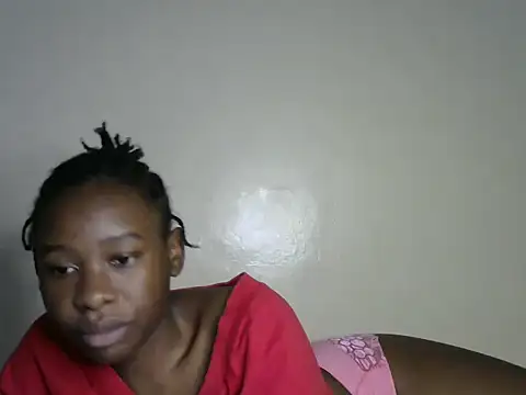 Snapshot of Novah_ chatting on May 2, 2026, 3:11 am Novah online show from May 2, 2026, 3:11 am