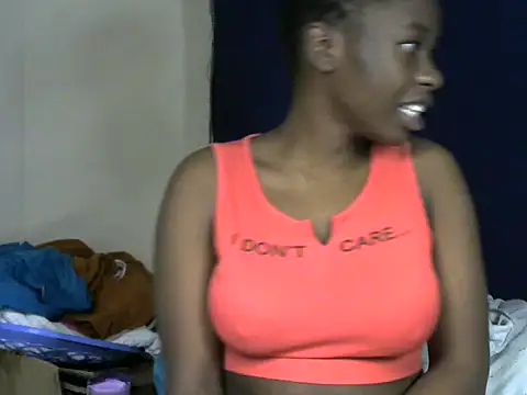 Snapshot of Novah_ chatting on May 9, 2026, 9:53 pm Novah online show from May 9, 2026, 9:53 pm