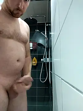 Snapshot of Au_plaisir_des_femmes chatting on October 18, 2025, 6:30 pm Au plaisir des femmes online show from October 18, 2025, 6:30 pm