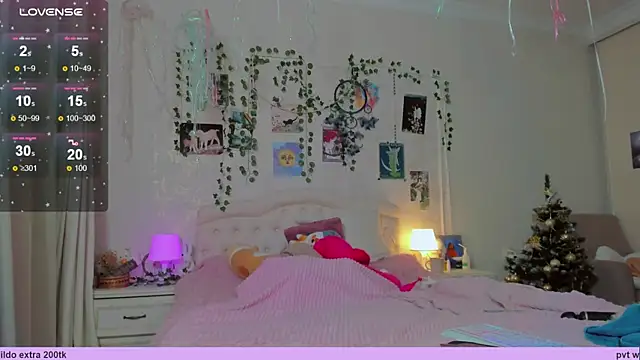 Neko kitsune1 online show from January 13, 2025, 1:06 pm