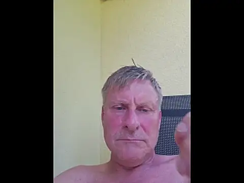 johnnym1 online show from June 19, 2026, 12:53 pm