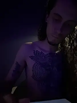 Snapshot of al3joxxx chatting on January 10, 2026, 11:31 pm al3joxxx online show from January 10, 2026, 11:31 pm