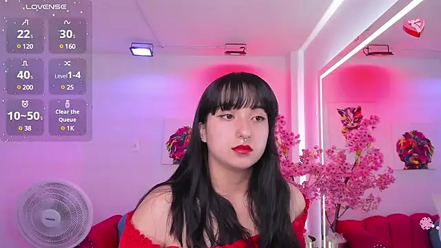 Miss dolly  online show from February 11, 2025, 12:27 pm